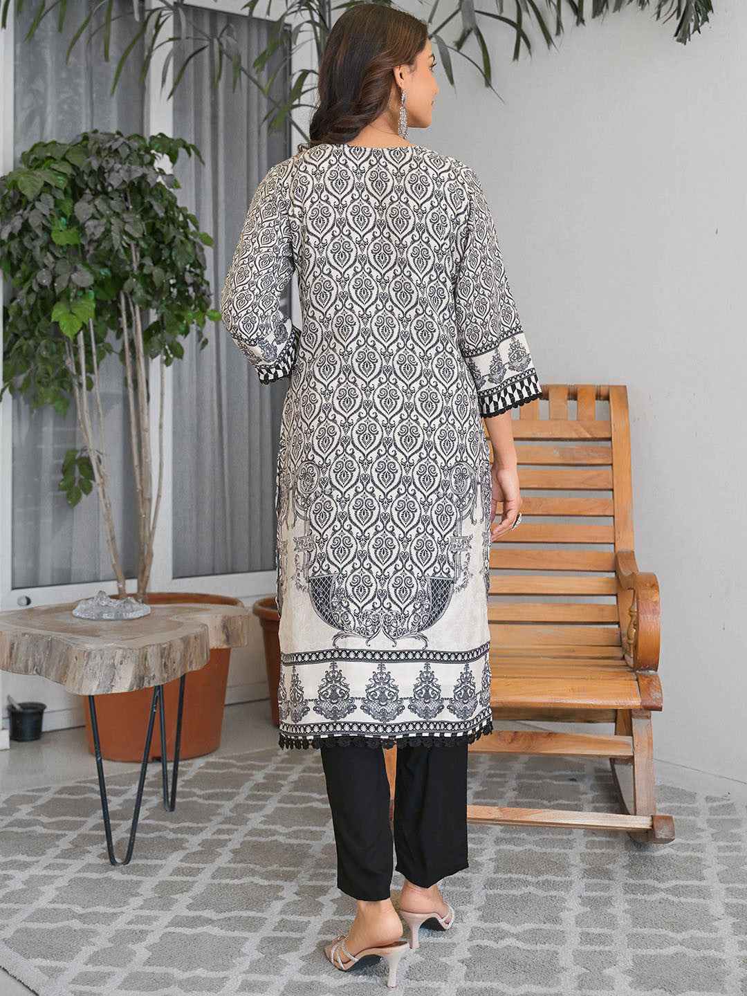 Black White Baroque Embroidery Kurta Set with Dupatta – The Layer Stories