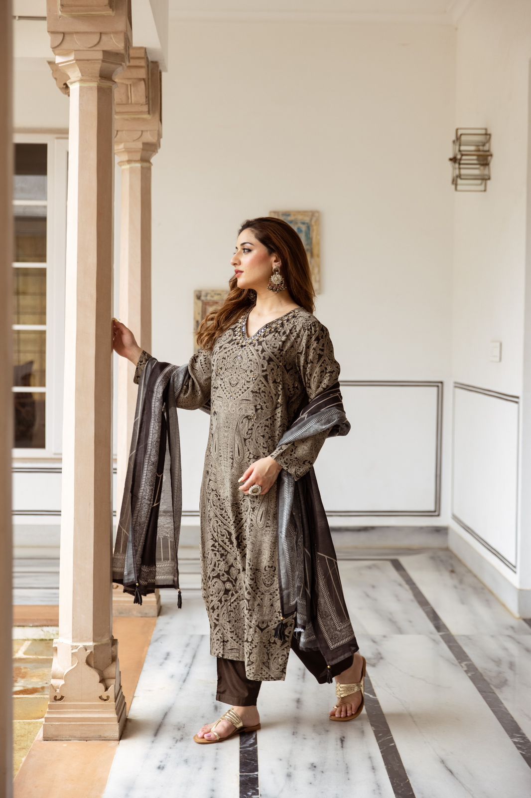 BrownDamaskPrintedKurtaSetforWomen-TLS