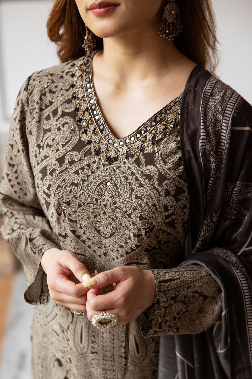 BrownDamaskPrintedKurtaSetforWomen-TLS