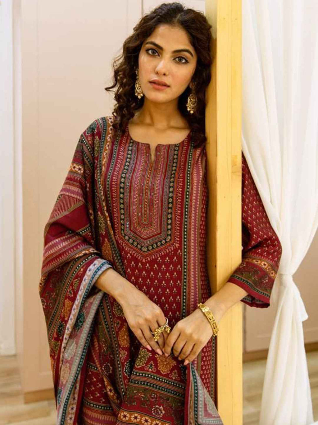 Maroon Printed Woolen Kurta Set with Dupatta – The Layer Stories