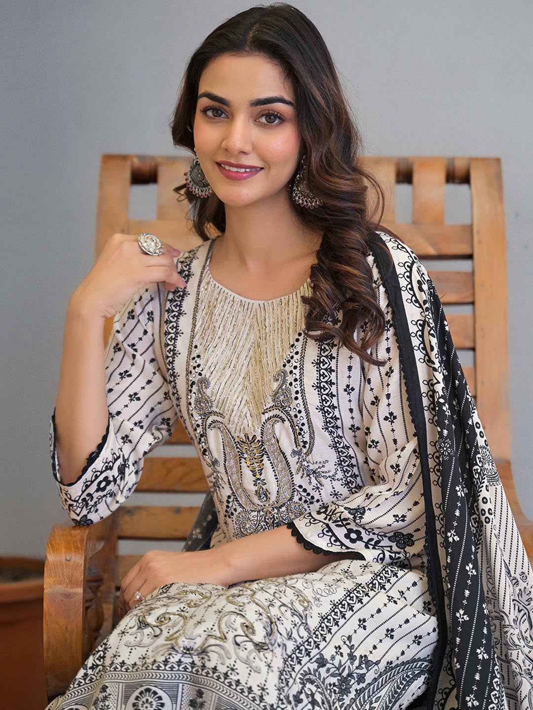 Black & White Embroidered  Kurta Set with Dupatta – The Layer Stories