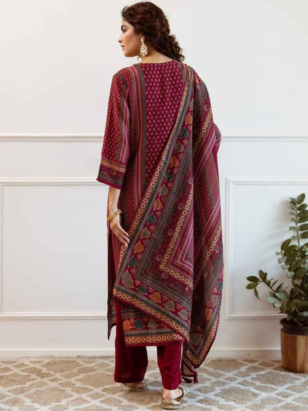 Maroon Printed Woolen Kurta Set with Dupatta – The Layer Stories