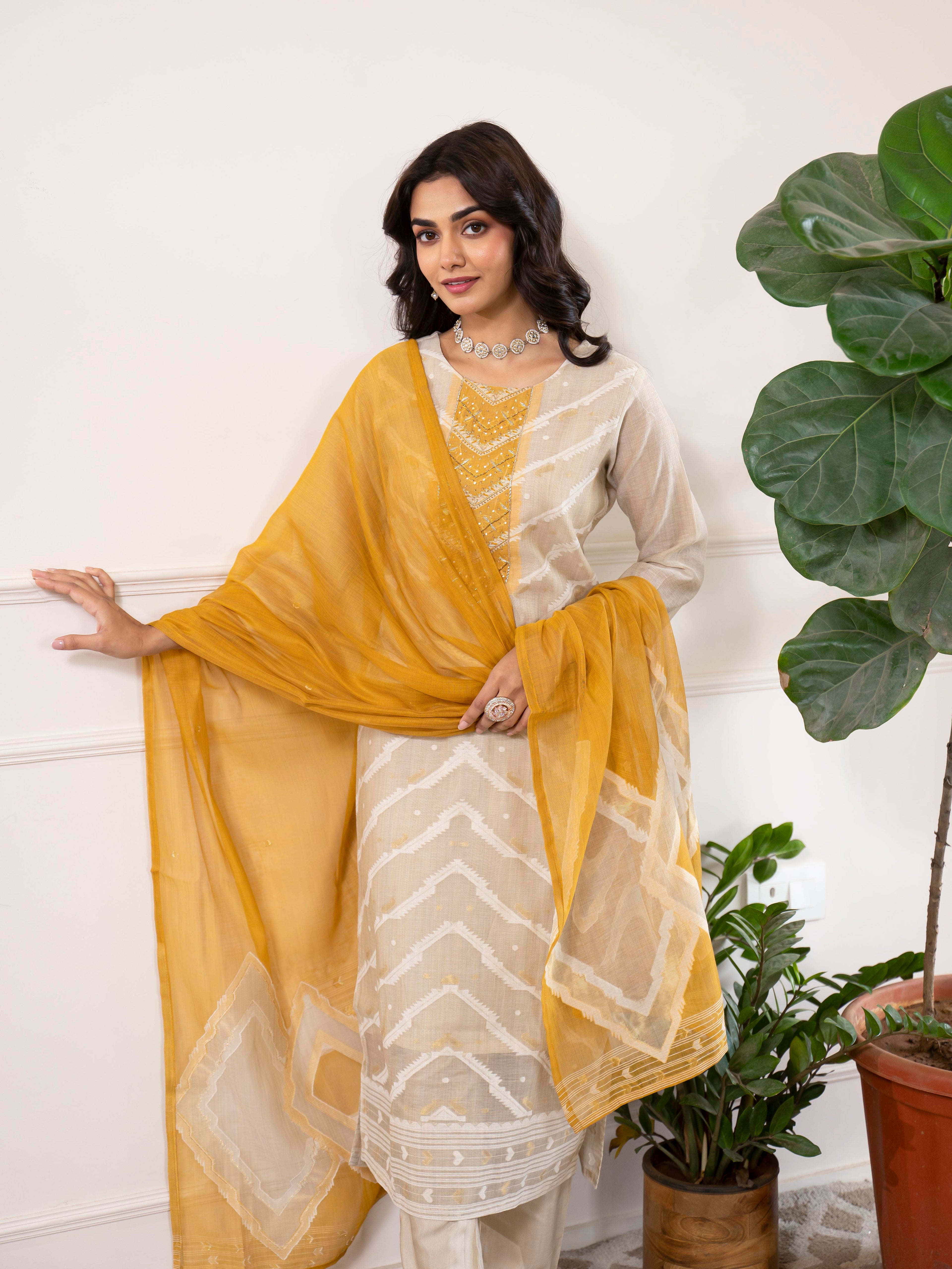 Offwhite_mustardGeometricMotifsPrintedKurtaSetforWomen-TLS 