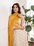 Offwhite_mustardGeometricMotifsPrintedKurtaSetforWomen-TLS 