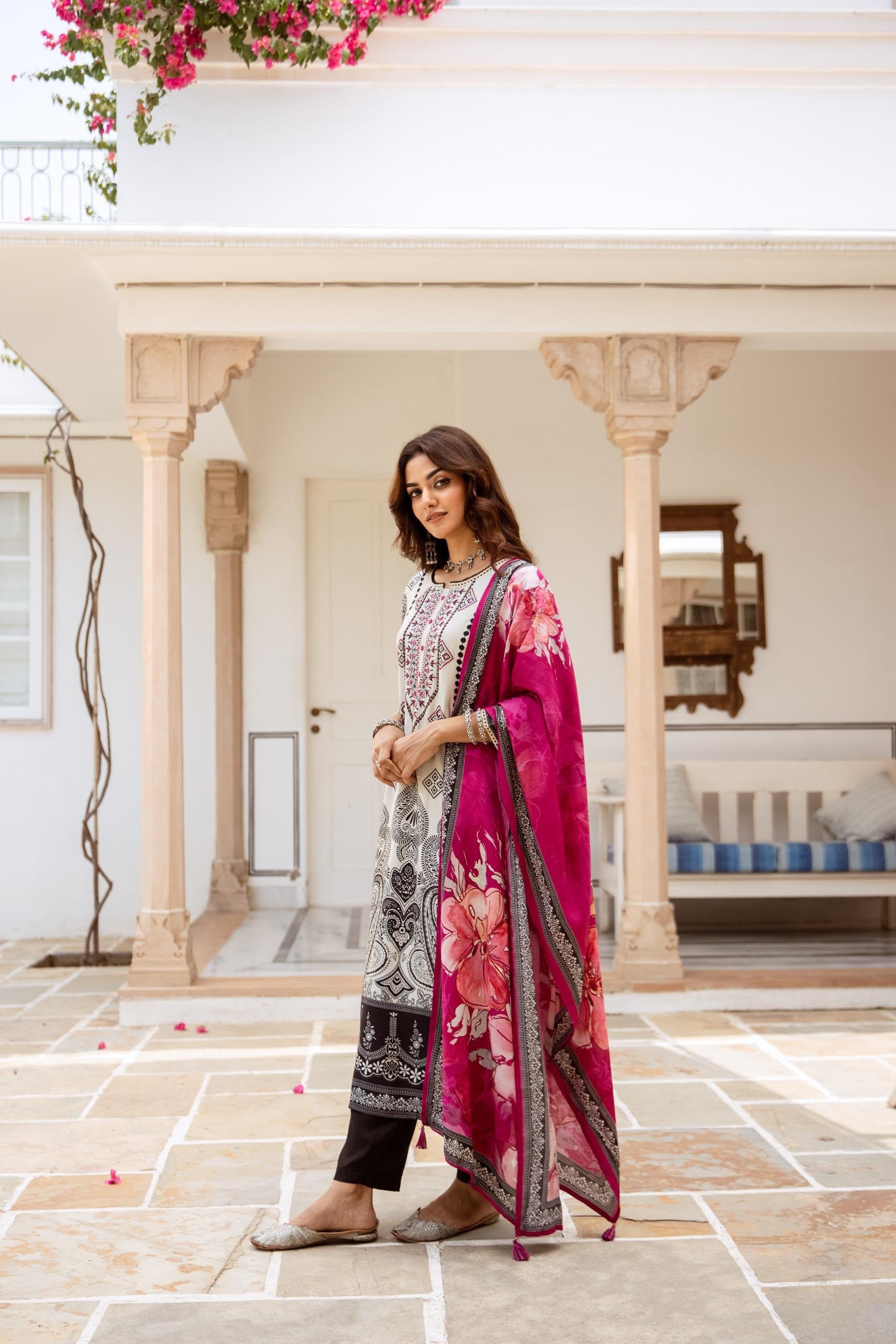 Geometric Printed Kurta Set for Women - TLS