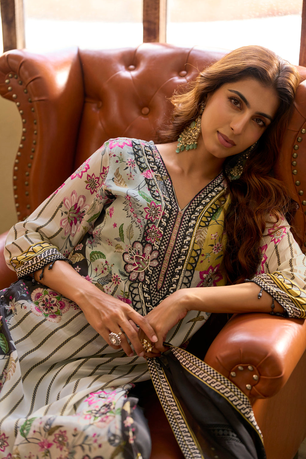White Floral Embroidered Kurta Set for Women - TLS-5
