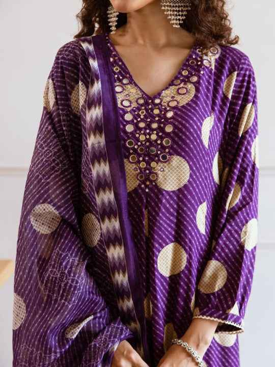 Geometric Motifs Embroidery  Kurta Set for Women - TLS Main Image