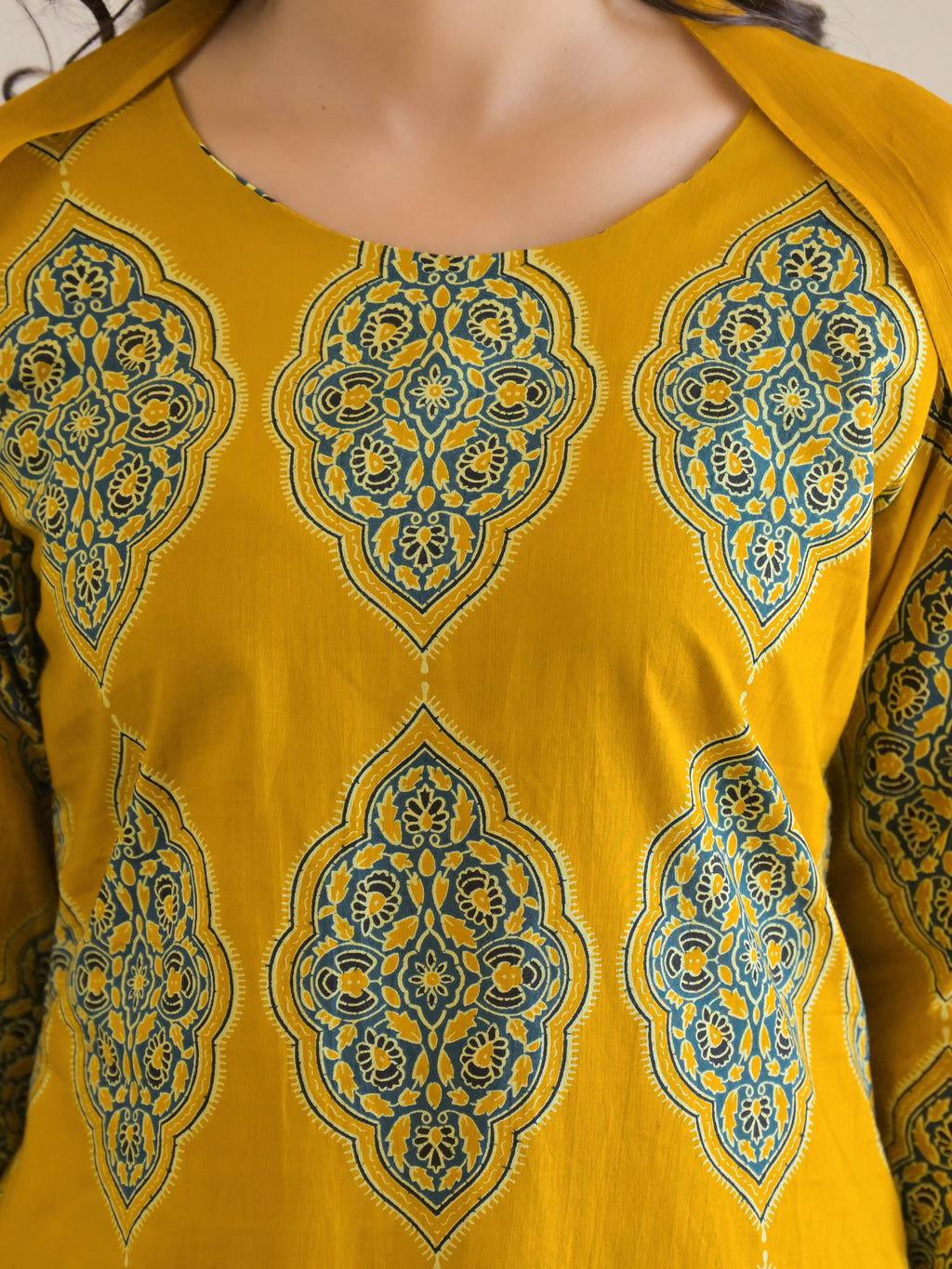 Floral Geometric Printed Kurta Set for Women - TLS