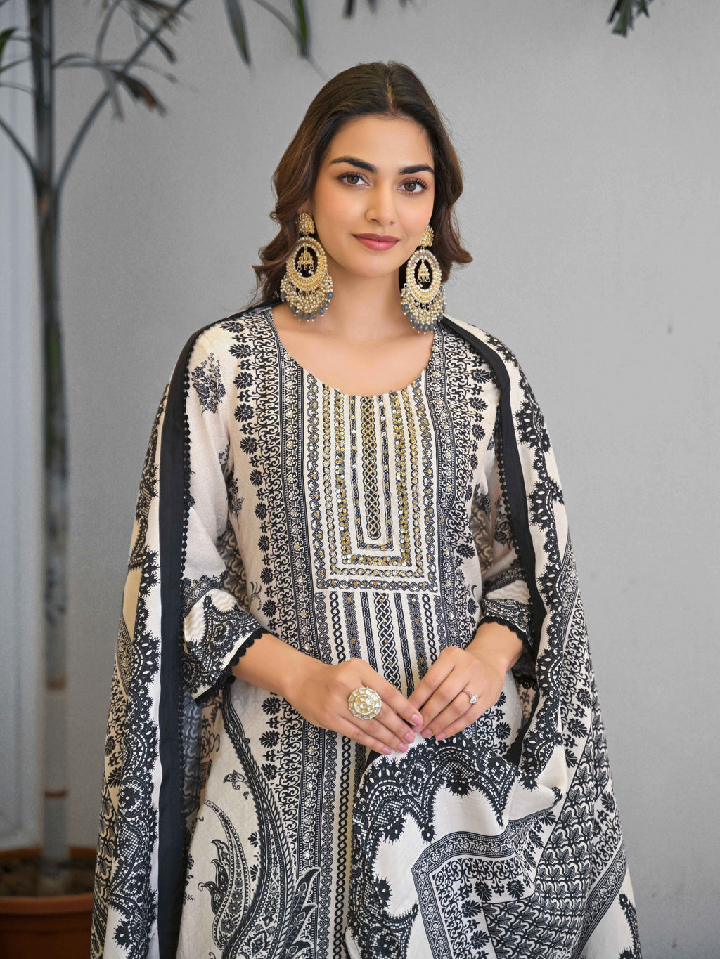 Black And White Motifs Embroidered Kurta Set for Women - TLS