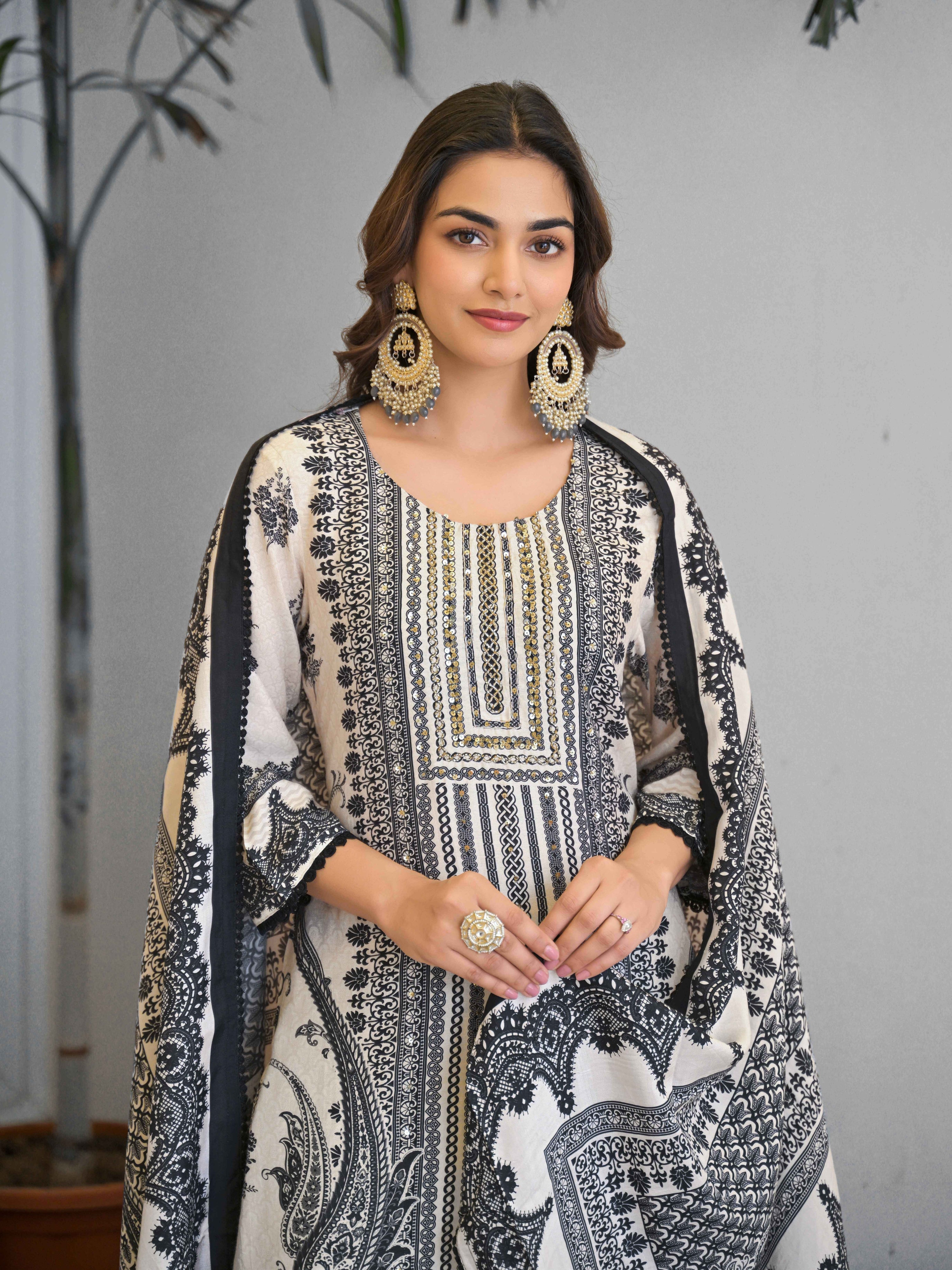 Black And White Motifs Embroidered Kurta Set for Women - TLS