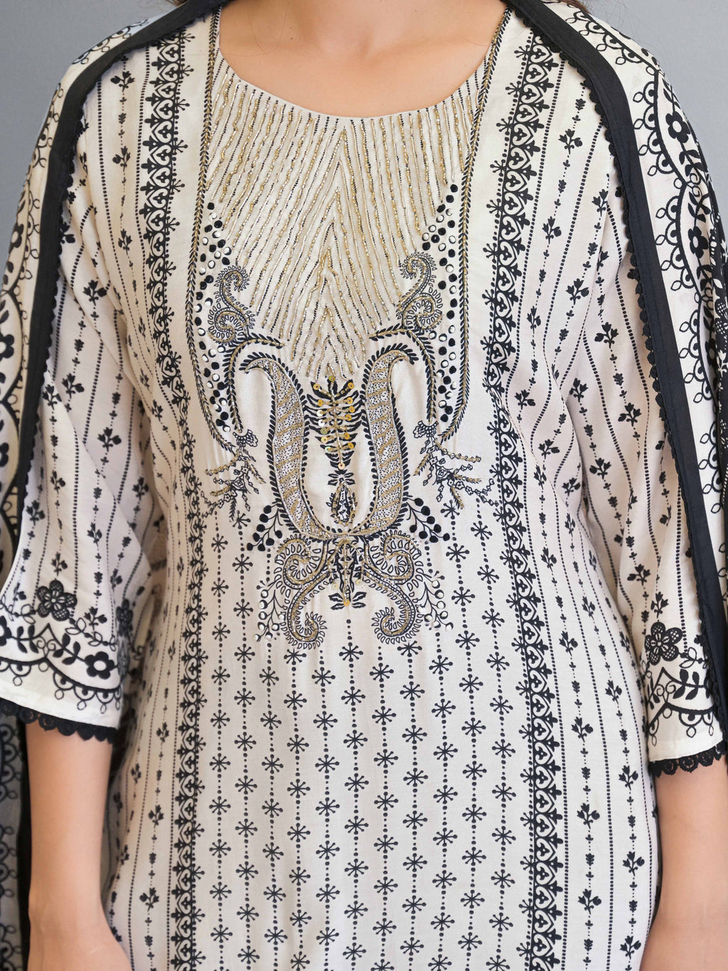 White Motifs Embroidered Kurta Set for Women - TLS