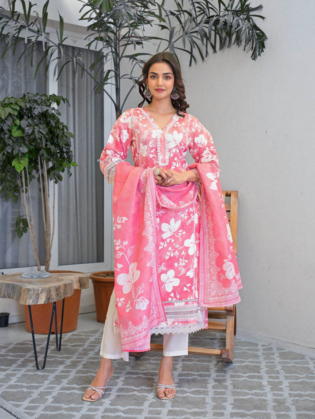 Pink Floral Printed Motifs Kurta Set for Women - TLS